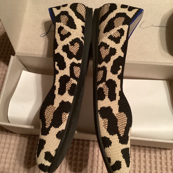 Rothy’s - Picture 2 of 4